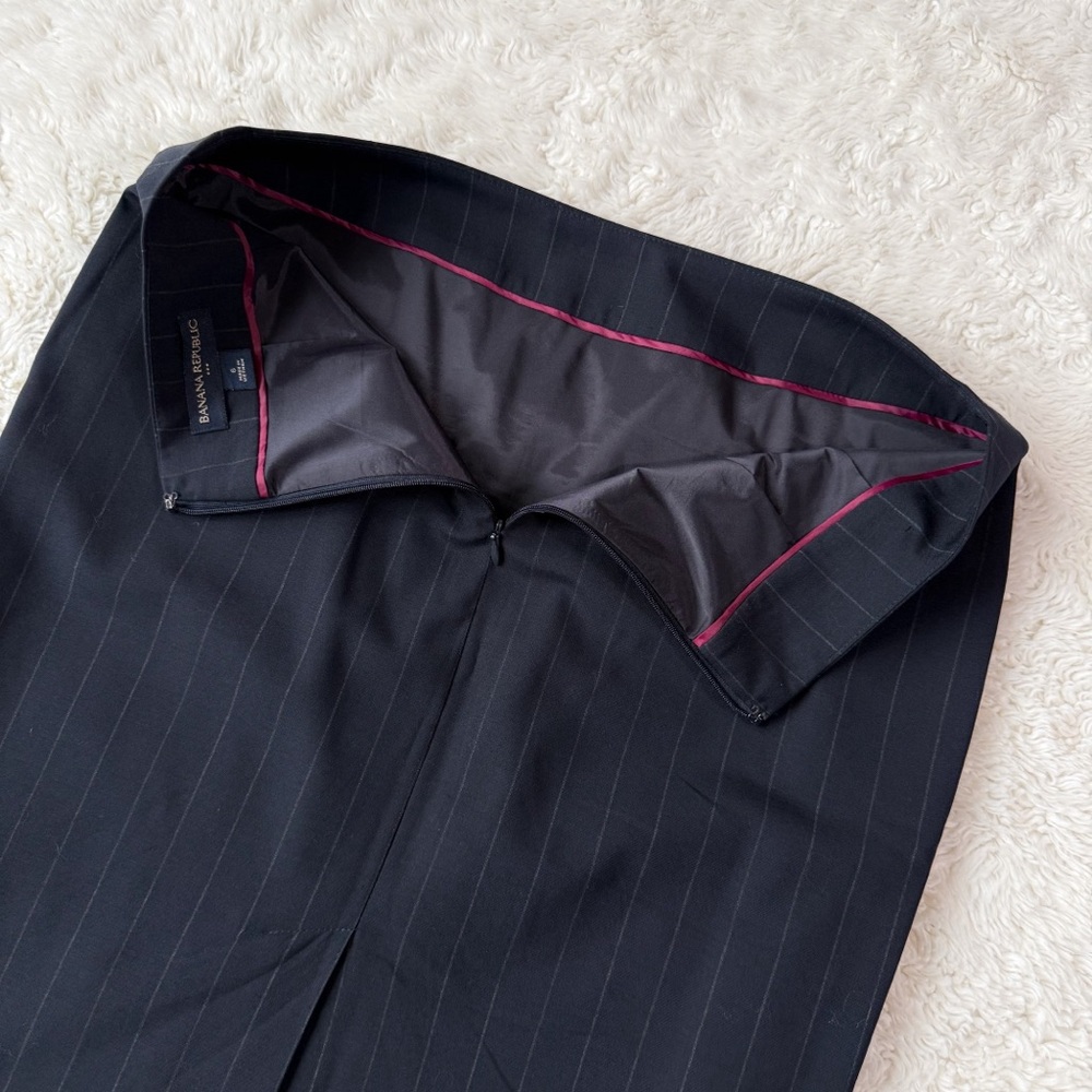 Banana Republic Woman Navy Wool Pinstripes Pencil Skirt US6 Classic Office - Picture 3 of 7